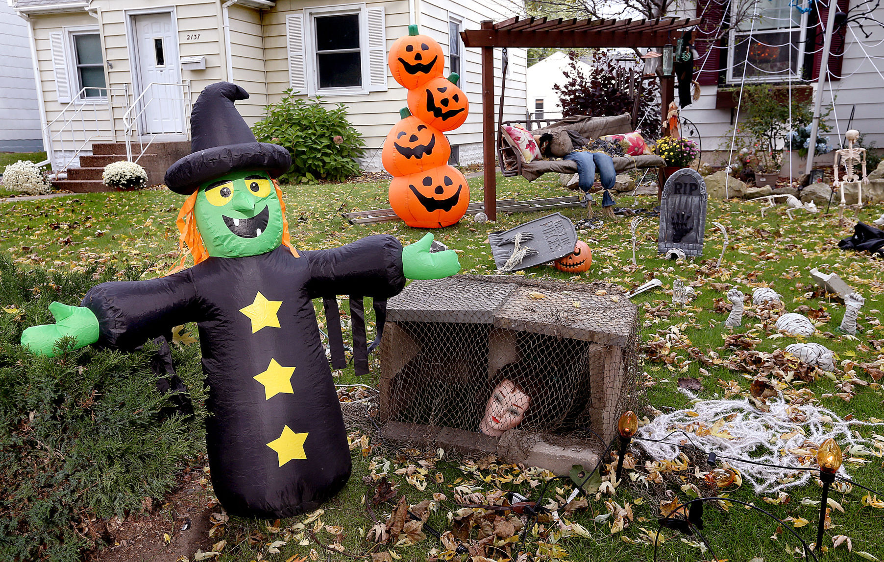 Halloween Houses